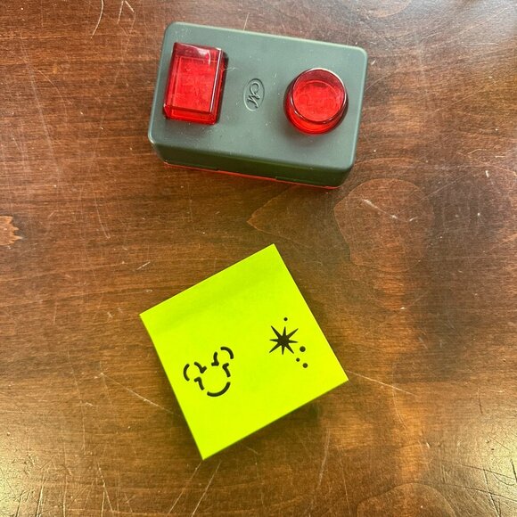 Creative Memories DISNEY MAGIC Double Paper Punch Scrapbook DIY Craft - Picture 2 of 6